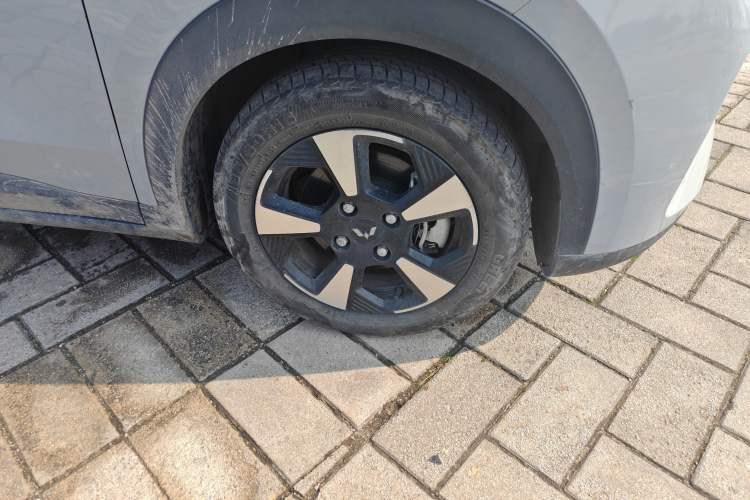 Used Wuling Bingo PLUS 2024 510 km Flagship Edition Four-Seater Version