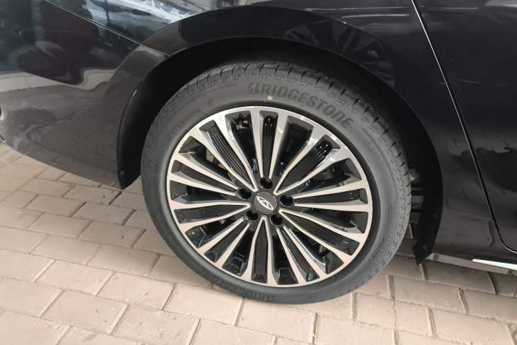 Used Chery Fengyun A8L 2025 1.5 TGDI 145 km Luxury Version