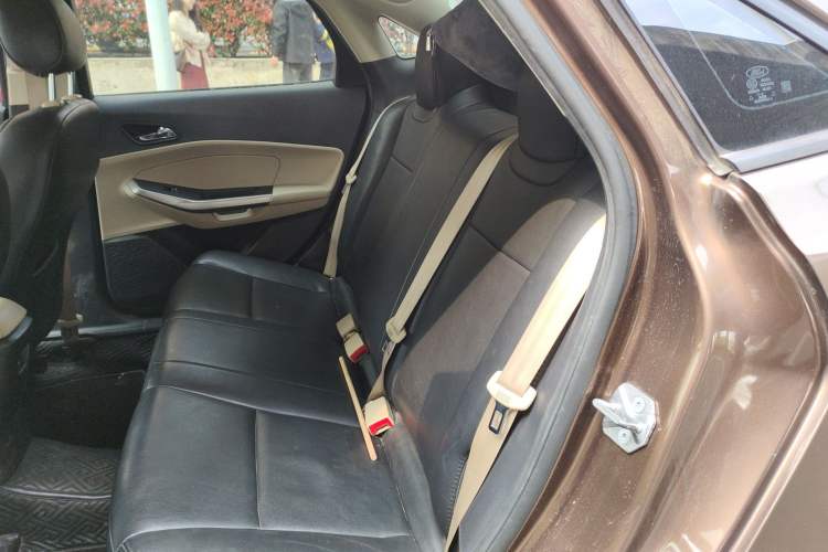 Used Ford Escort 2015 1.5L Manual Comfort Model
