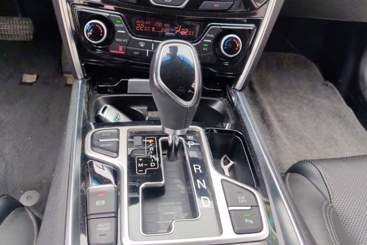 Used Geely Auto Emgrand GT 2015 1.8T Flagship Model
