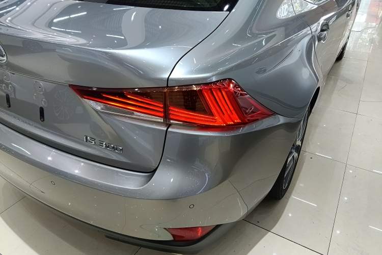 Used Lexus IS 2017 300 F SPORT Edition
