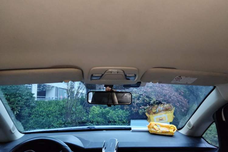 Used Geely Auto Vision X3 2019 Upgraded Model 1.5L Manual Elite Version Headliner