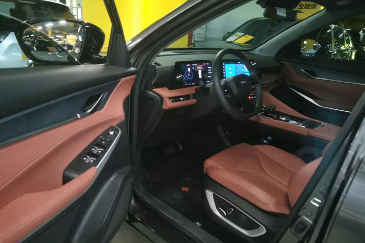 Used Changan CS75 PLUS 2025 Model, 3rd Generation Champion Edition 1.5T Jinghang Version
