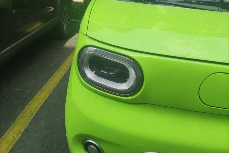 Used Wuling Hongguang MINIEV 2024 3rd Generation 215km Youth Edition Right Front Headlight