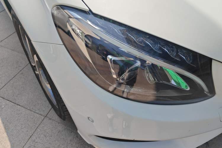 Used Mercedes-Benz C-Class 2017 Restyled C 180 L Fashion Edition Sport Version Right Front Headlight