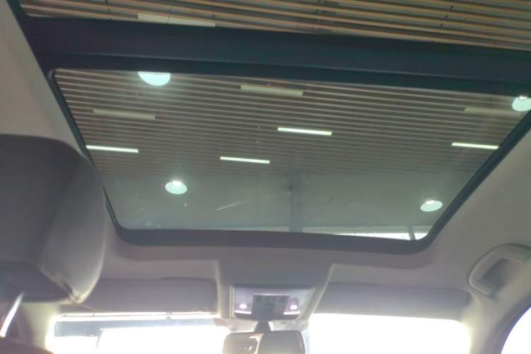 Used Volkswagen Passat 2020 Facelift 330TSI Elite Edition China VI Standard
