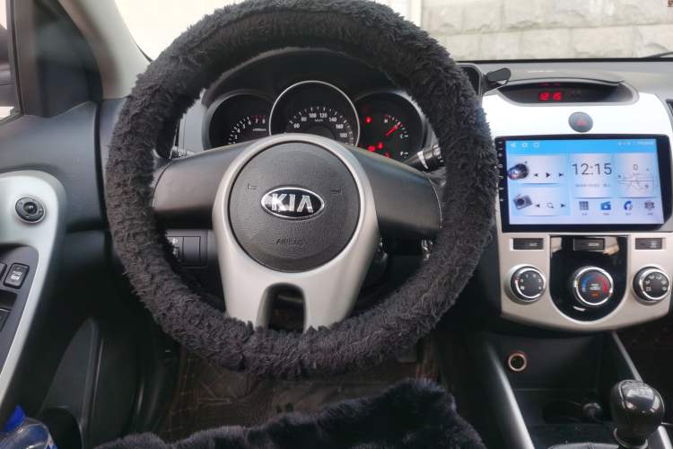 Used Kia Forte 2014 1.6L MT GL Steering Wheel