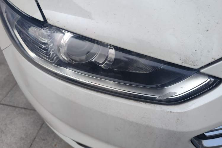 Used Ford Mondeo 2013 1.5L GTDi180 Fashion Edition Right Front Headlight