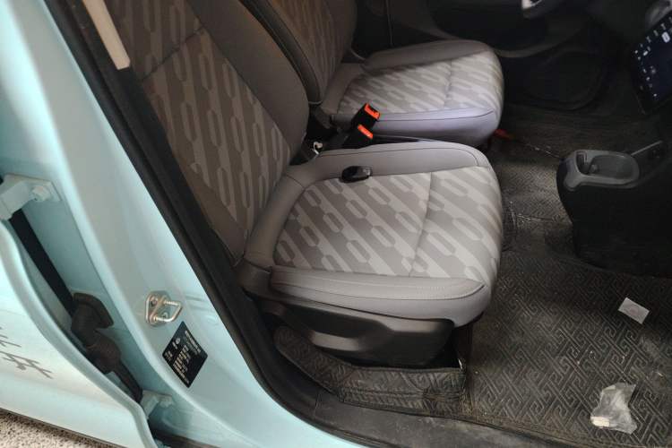 Used Leapmotor T03 2025 403 Comfort Edition Right Front Seat