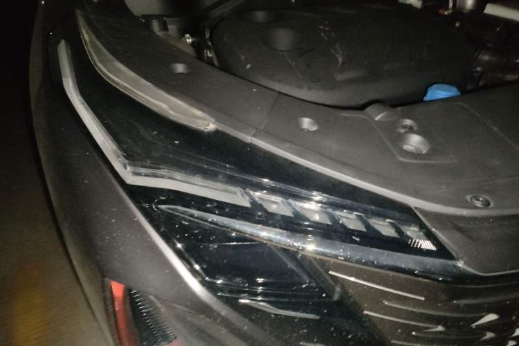 Used Oshan Z6 2022 Blue Whale 1.5T DCT Luxury Model
