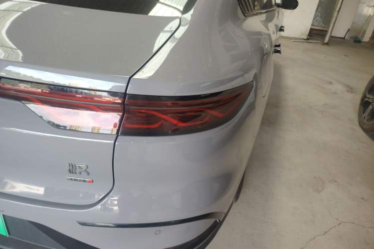 Used BYD Han 2025 DM-i Intelligent Driving Edition 125KM LiDAR Flagship Model
