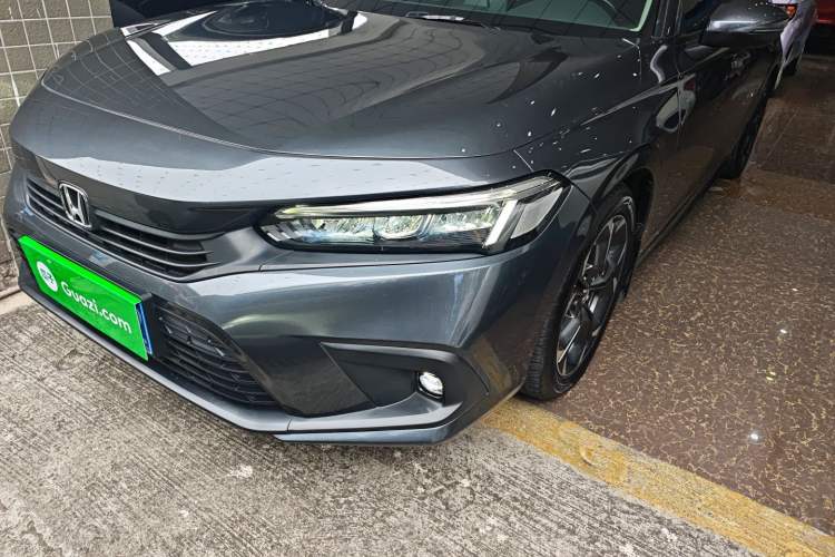 Used Honda Civic 2022 240TURBO CVT Dynamic Control Version
