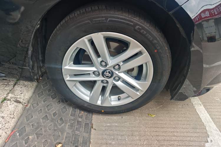 Used Toyota Levin 2021 Dual-Engine 1.8H E-CVT Luxury Edition Right Front Wheel Hub