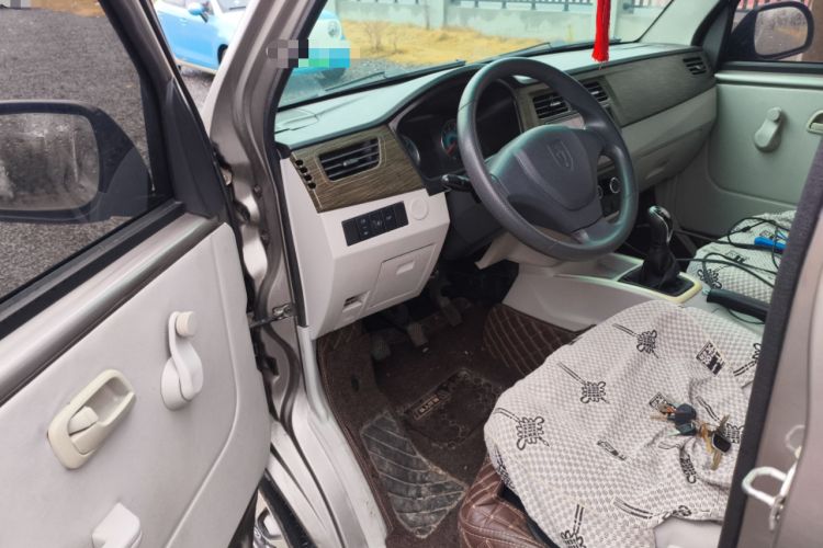 Used Jinbei New Hiace X30L 2021 1.5L Wealth Edition Bus Non-Air-Conditioned China VI Standard SWC15M Driver Seat