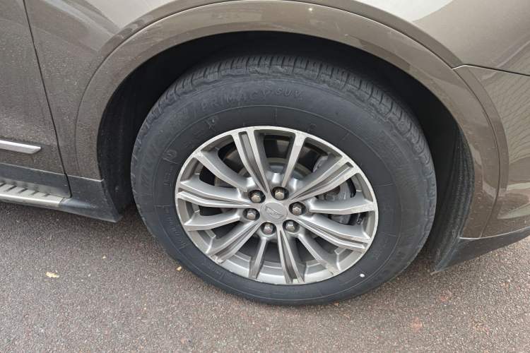 Used Cadillac XT5 2018 25T Luxury Model