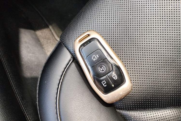 Used Lincoln MKC 2014 2.0T Four-Wheel Drive Luxury Edition Vehicle Key