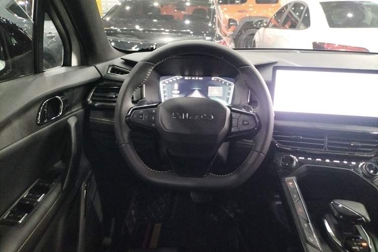 Used Lynk & Co 06 2023 Remix 1.5T Dynamic Halo Steering Wheel