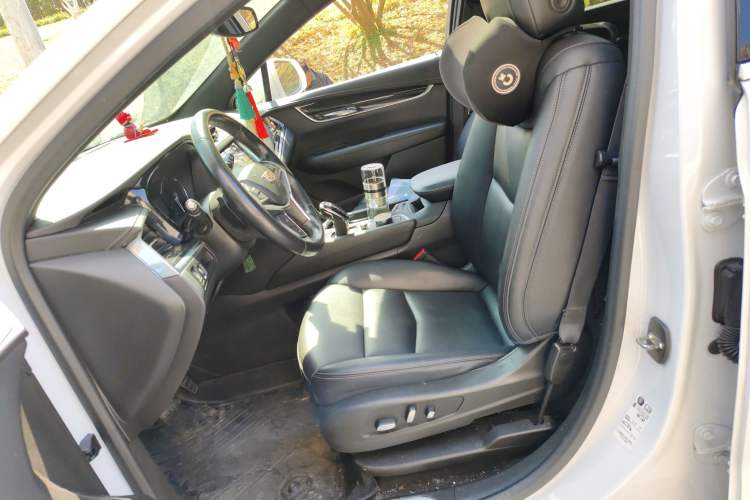 Used Cadillac XT5 2022 2.0T Two-Wheel Drive Luxury Version