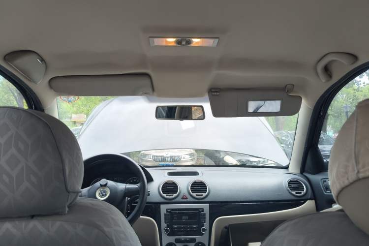 Used Volkswagen Lavida 2011 1.6L Manual Joy Version Headliner