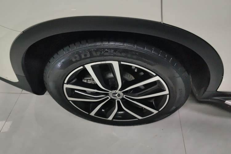 Used Mercedes-Benz GLC 2020 GLC 300 L 4MATIC Dynamic Edition Right Rear Wheel Hub