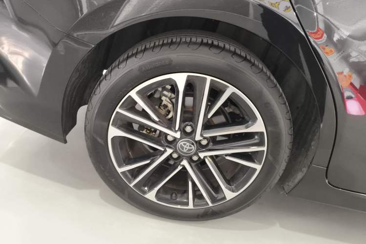 Used Toyota Camry 2024 Dual-Engine 2.5HG Prestige Edition
