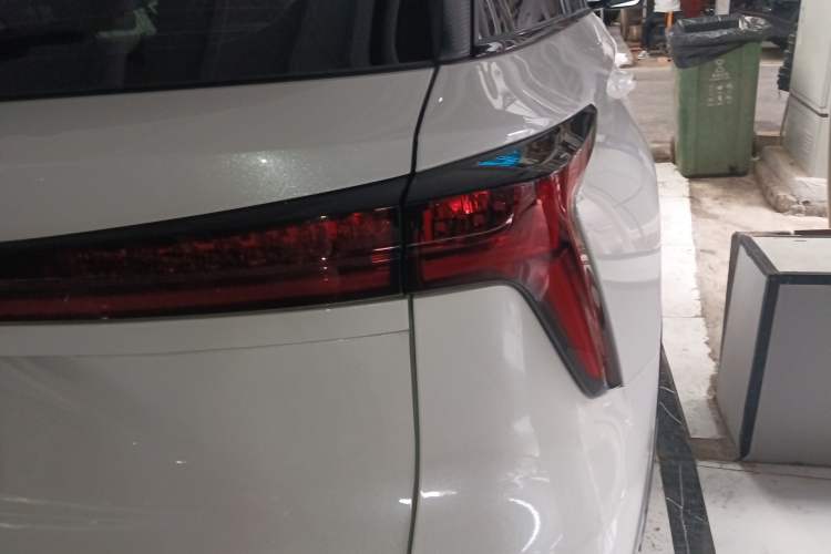 Used CHANGAN CS75 PLUS 2024 3rd Generation Champion Edition 1.5T Intelligent Drive Dynamic Model