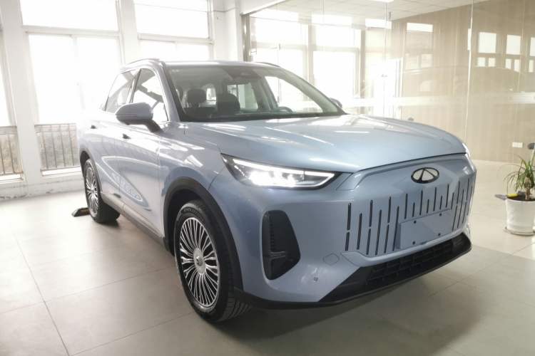 Used Chery Fengyun T9 2024 120 Long-Range Flagship Version 7 Seats Ternary Lithium
