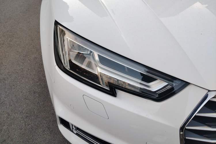 Used Audi A4L 2019 40 TFSI Ambition China VI