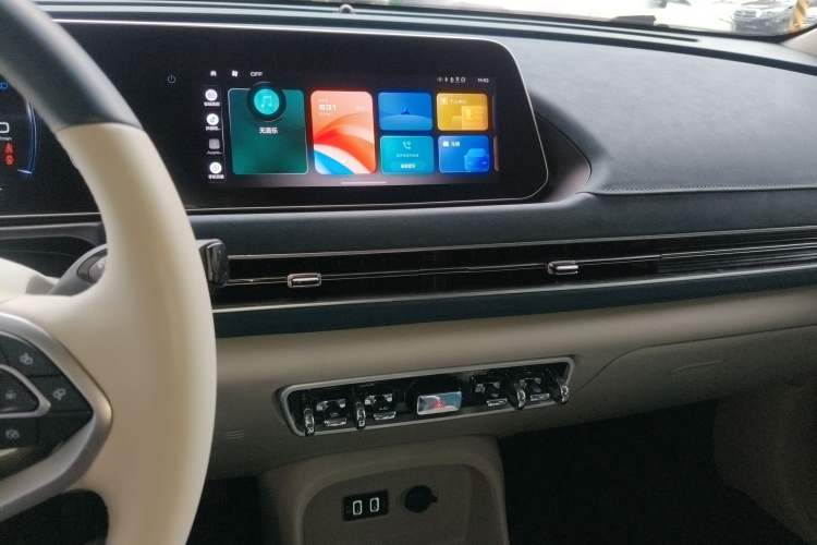 Used ORA Good Cat 2021 400km Standard Range Venus Edition Lithium Iron Phosphate
