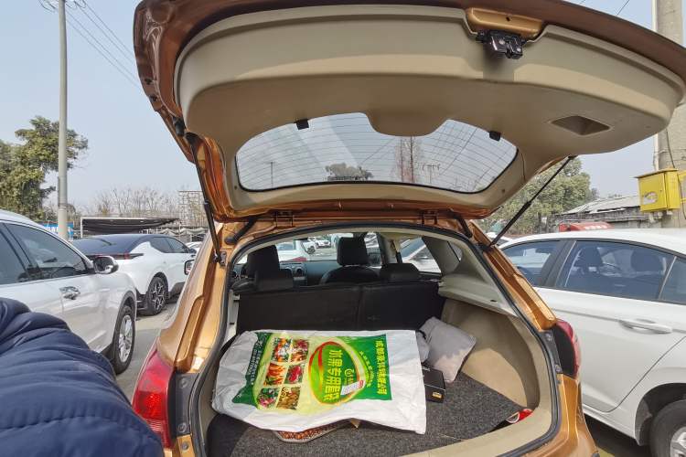 Used Nissan Qashqai 2015 2.0 XL Cool Fire MT 2WD
