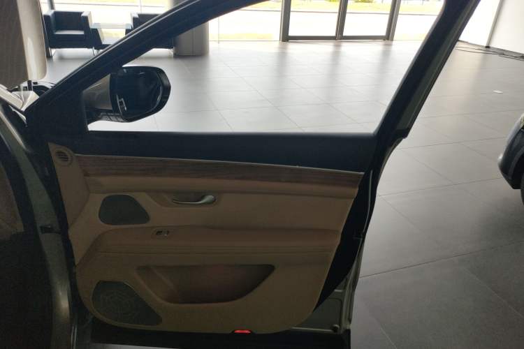 Used Hima AITO M7 2022 1.5T Rear-Drive Comfort Edition
