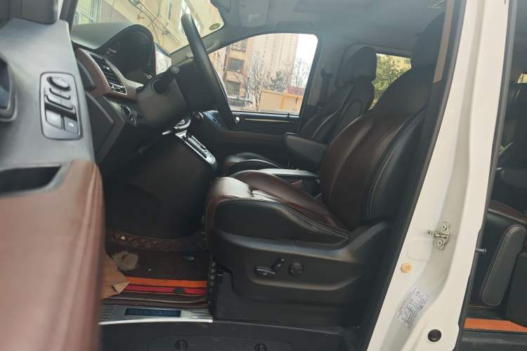 Used SAIC MAXUS G10 2018 PLUS 2.0T Automatic Luxury Executive Edition