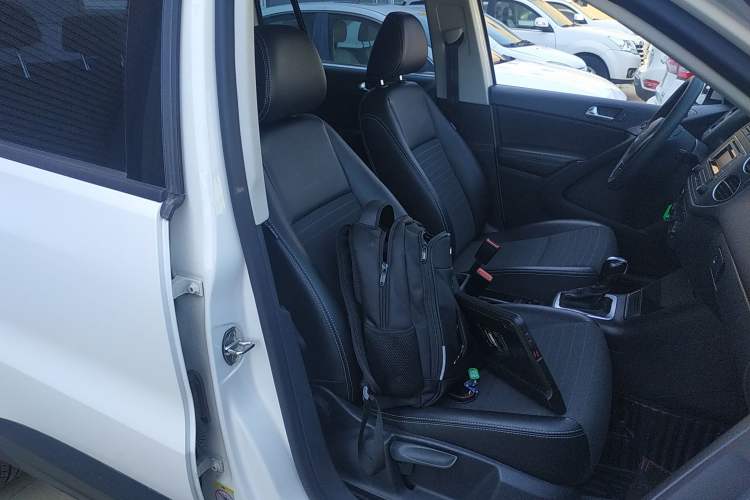 Used Volkswagen Tiguan L 2016 300TSI Automatic Two-Wheel Drive Trend Edition