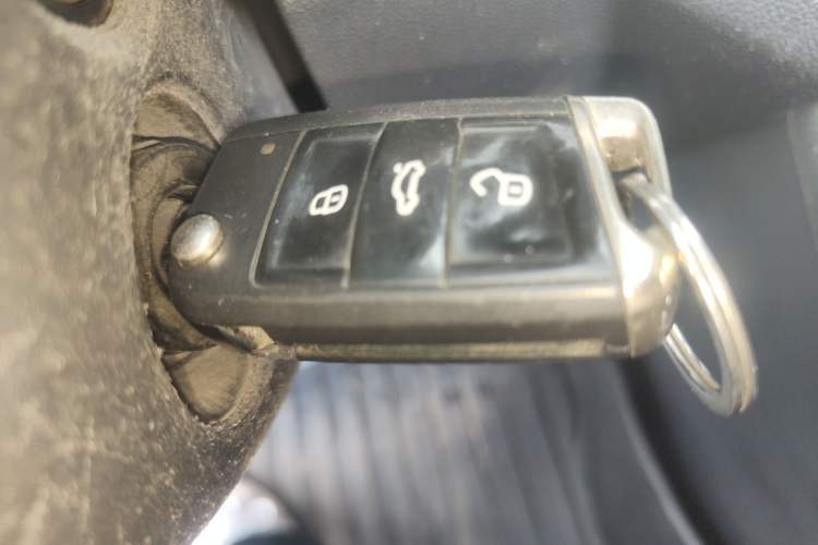 Used Volkswagen Bora 2019 Revised Version 1.5L Automatic Comfort Edition China V Standard Vehicle Key