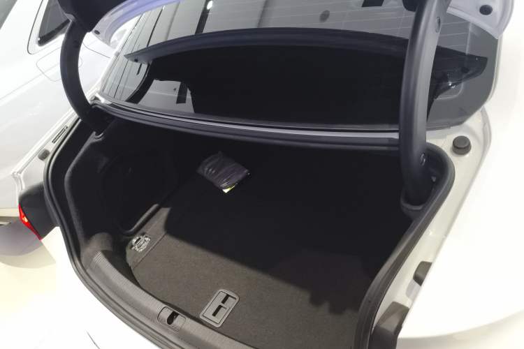 Used Audi A4L 2022 40 TFSI Fashion Dynamic Model
