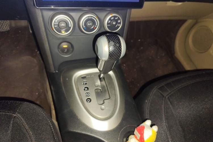 Used Nissan Qashqai 2011 2.0 XV Lea CVT 2WD
