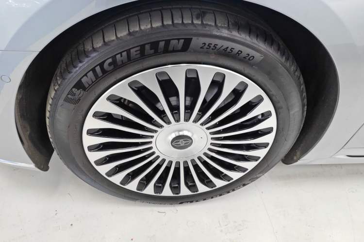 Used Hima S9T 2025 Model Pure Electric Four-Wheel-Drive Ultra