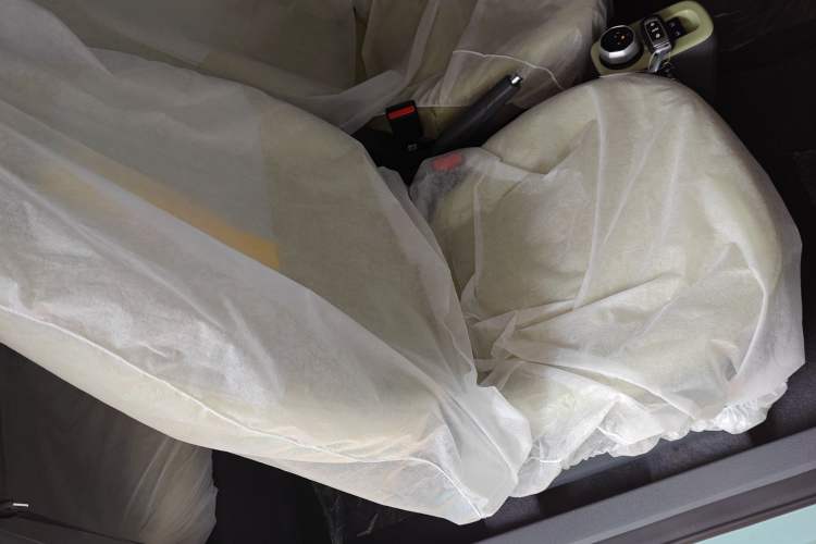 Used Geely Galaxy Panda 2024 Panda Mini 200km Endurance Bear Right Front Seat