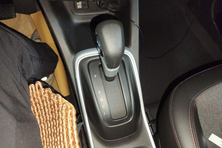 Used Chevrolet Trax 2019 Redline 335T CVT Top-Tier Model China VI Standard