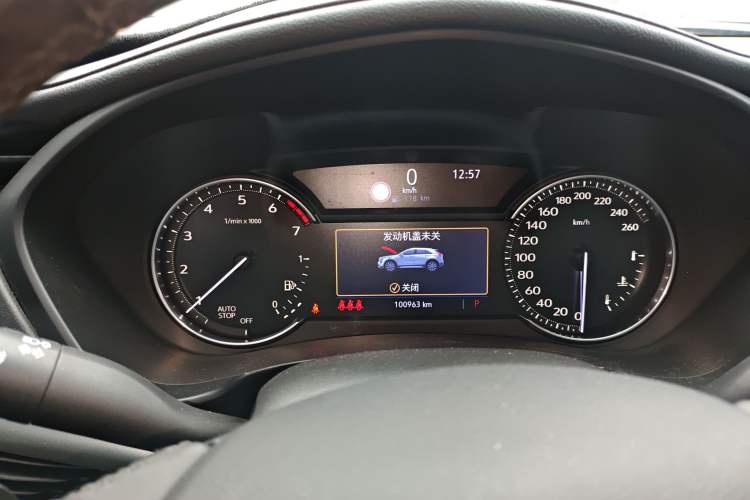 Used Cadillac XT4 2018 28T Two-Wheel-Drive Luxury Model
