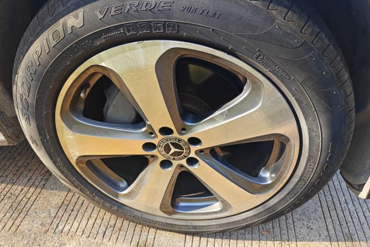 Used Mercedes-Benz GLC 2017 GLC 260 4MATIC Luxury Model