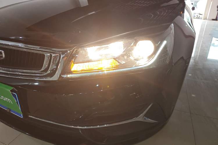 Used Geely Auto Emgrand 2019 Leading Edition 1.5L Manual Luxury Model China VI Standard
