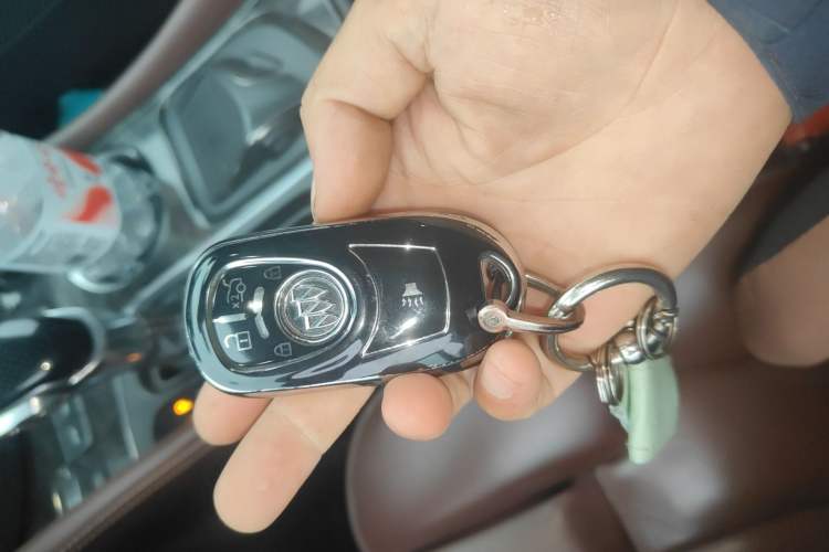 Used Buick Envision 2014 28T All-Wheel-Drive Versatile Sports Flagship Edition
