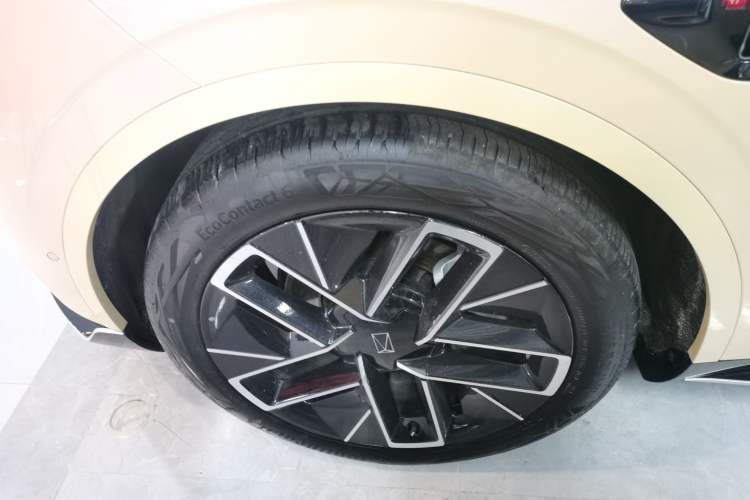 Used Avatr 11 2024 580 Three-Laser Four-Wheel Drive Luxury Edition