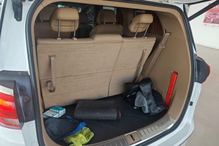 Used Buick GL8 2018 ES 28T Flagship Model China VI Standard