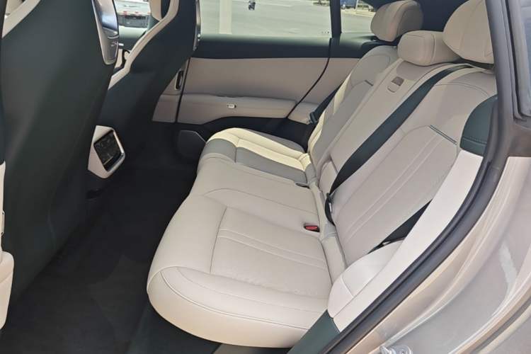 Used Xiaomi Auto YU7 2025 Ultra-Long Range Rear-Wheel Drive Version