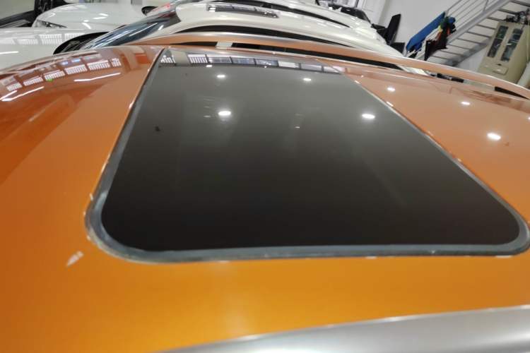 Used Volkswagen Polo 2014 1.6L Cross Polo Automatic