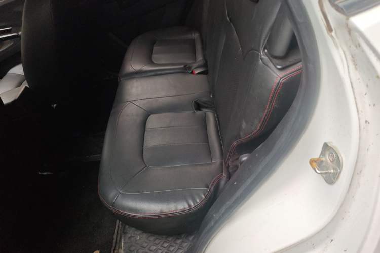 Used Land X5 2015 1.5T CVT Enjoyment Edition Left Rear Seat