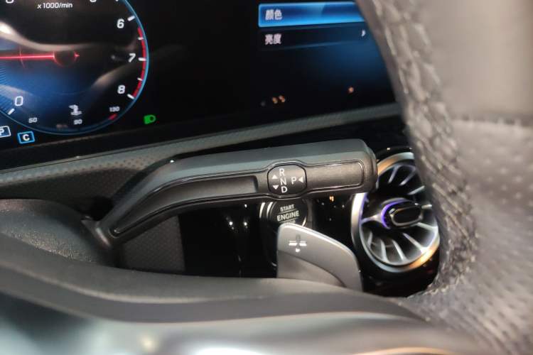 Used Mercedes-Benz A-Class 2022 Revised Version A 200 L Sport Sedan Fashionable Style