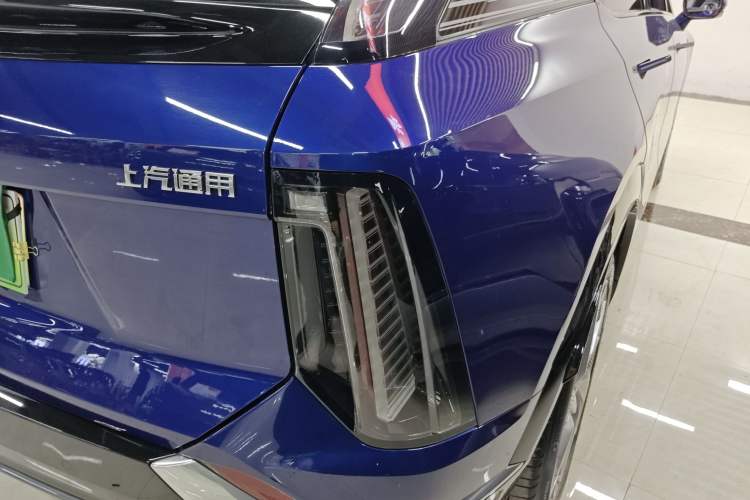 Used Cadillac OPTIQ 2024 Standard Range Version